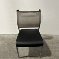 SITONIT WIT Side Chair Plastic Seat No Arms Grey & Black