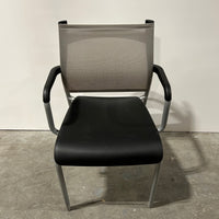 SITONIT WIT Side Chair Plastic Seat Side Arms Grey & Black