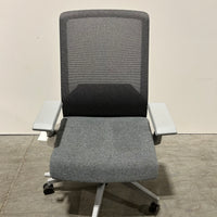 Haworth Very Conference Chair No Lumbar