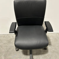 Nightengale Tuxedo Leather Black Height Adjustable Arms