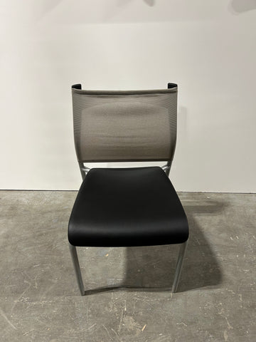 SITONIT WIT Side Chair Plastic Seat No Arms Grey & Black