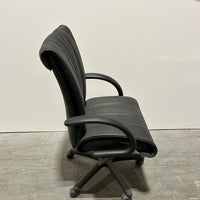 United Chair Fortune Fixed Arms Black Leather