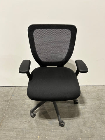 Nightengale WXO Fabric Seat Height Adjustable Arms