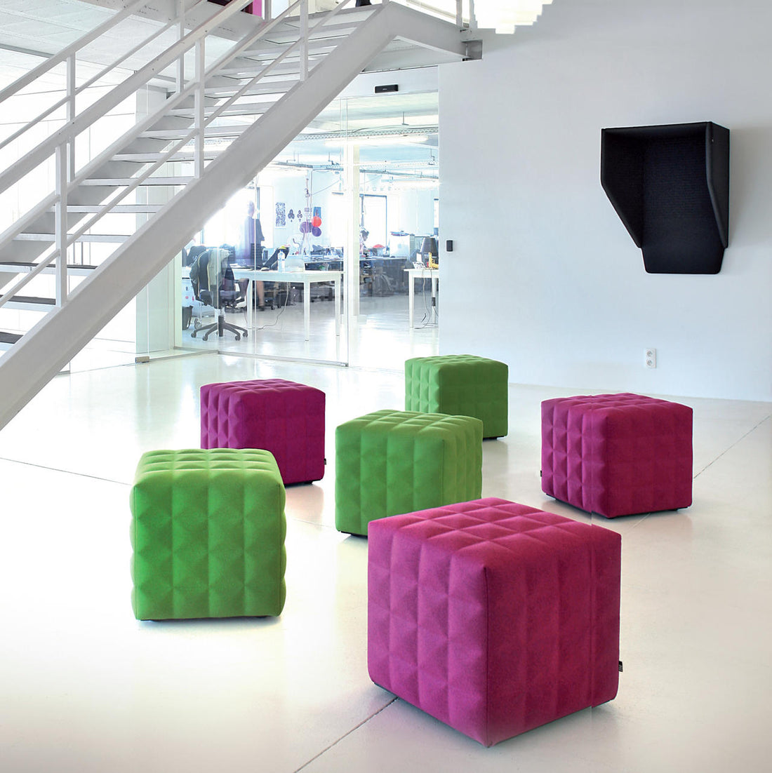 Buzzi Poufs