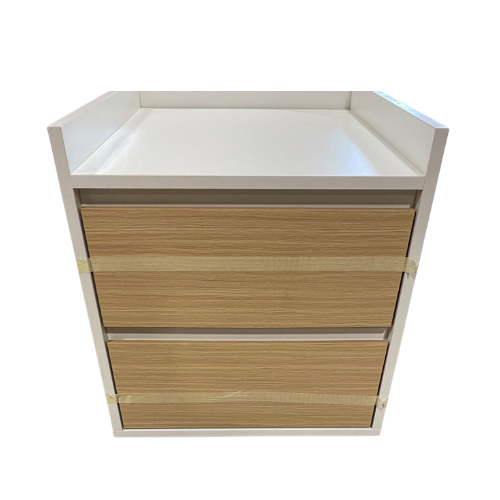 Laminate Pedestal